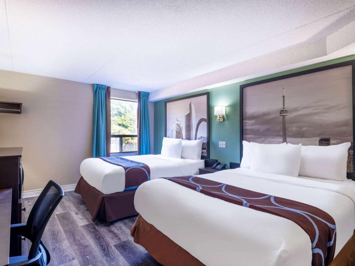 Super 8 By Wyndham Toronto East On Hotel Exterior photo