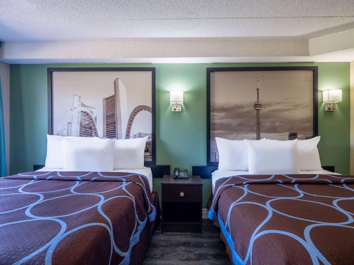 Super 8 By Wyndham Toronto East On Hotel Exterior photo